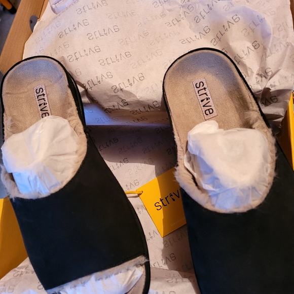 Ladies sandals - Picture 8 of 8